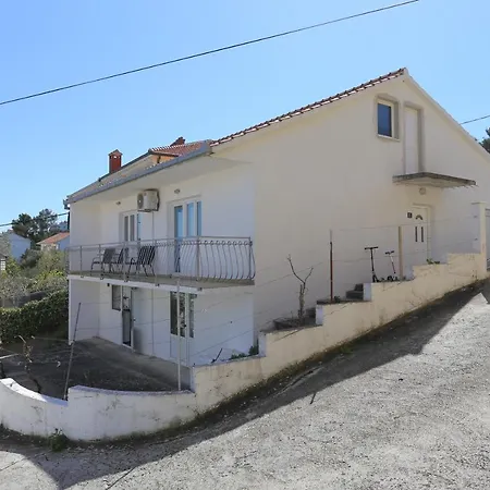 By The Sea Arbanija, Ciovo - 18224 特罗吉尔