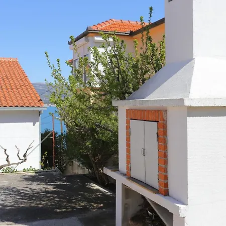 公寓 By The Sea Arbanija, Ciovo - 18224 *