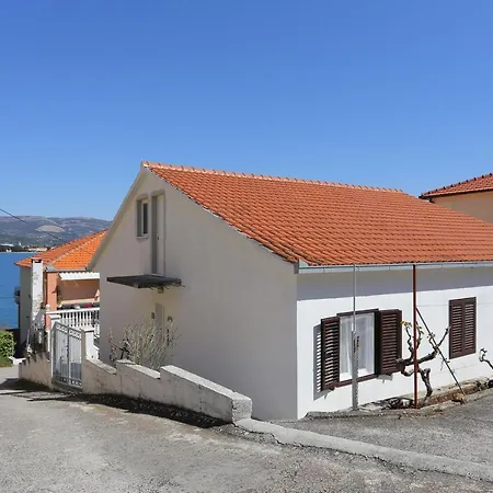 公寓 By The Sea Arbanija, Ciovo - 18224 *